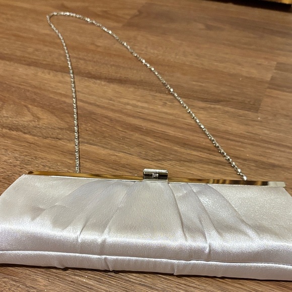 Gunne Sax by Jessica McClintock satin evening clutch - Picture 2 of 4